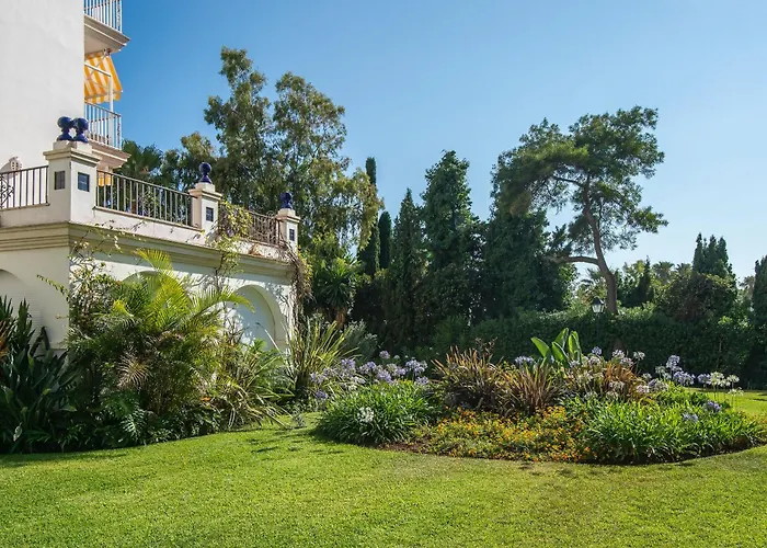 Puerto Banus, An Ideal Escape! アパート