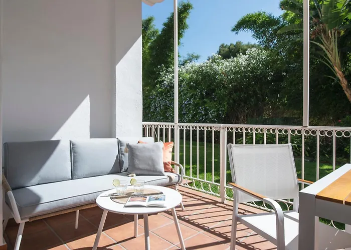 Puerto Banus, An Ideal Escape! 公寓